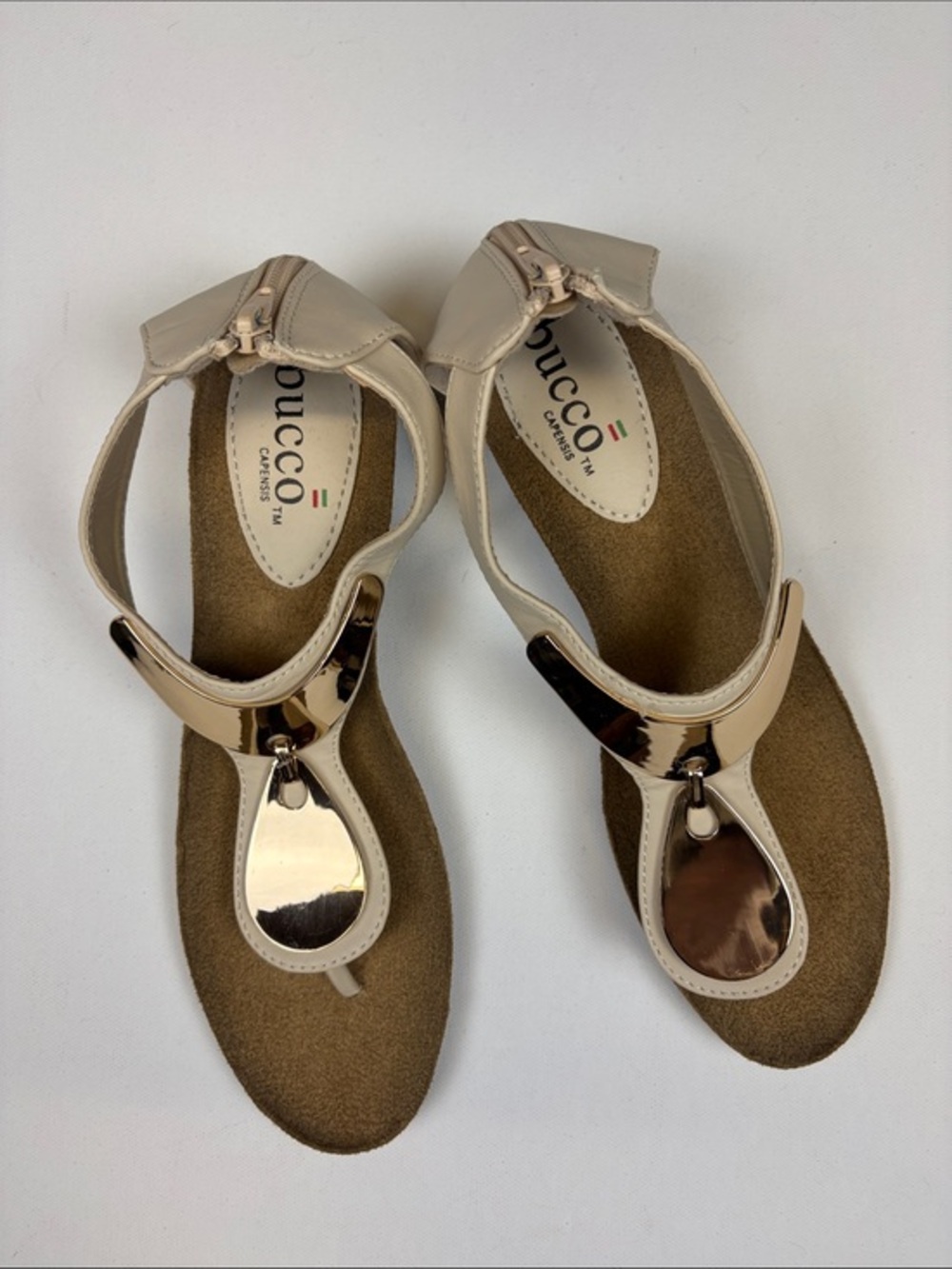 BUCCO CAPENSIS BEIGE ROSE GOLD THONG WEDGE SANDALS WOMEN SIZE 9